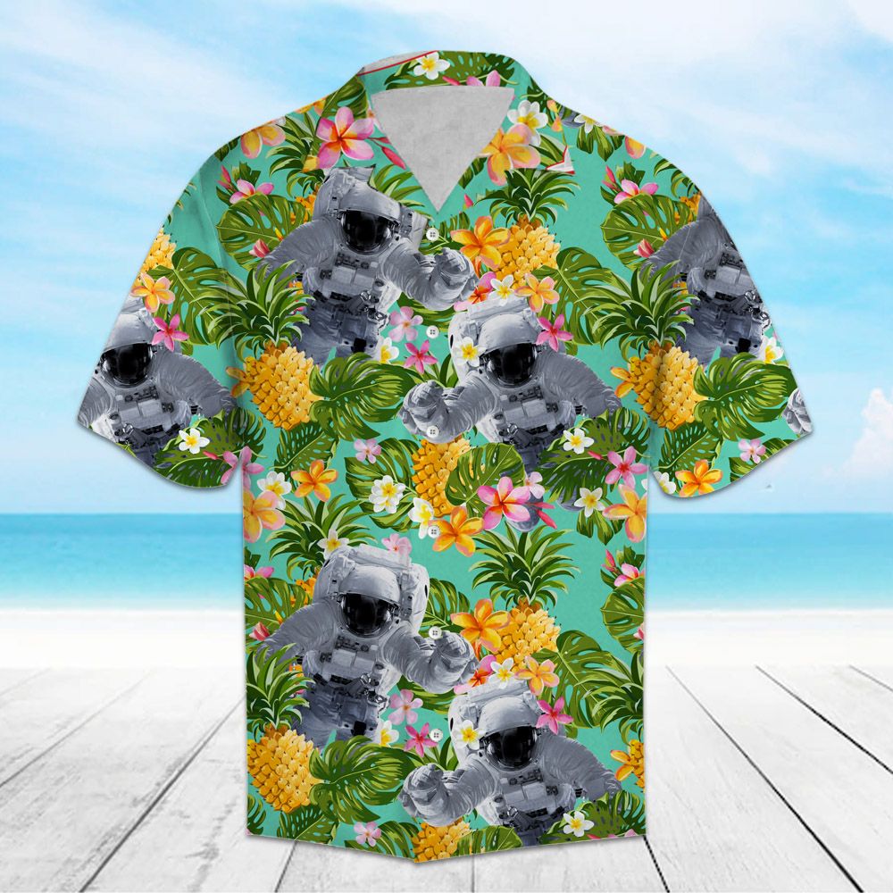 Tropical Pineapple Astronaut H157004 - Hawaii Shirt